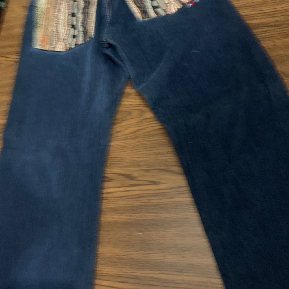 Jeans - Picture 3 of 5